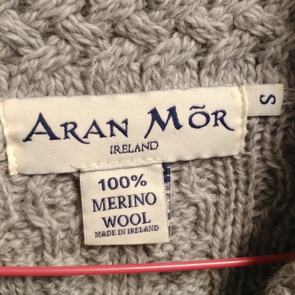Aran Mor Ireland 100% Merino Wool Cardigan Women's Sweater Cable Knit Shawl S - Picture 9 of 9